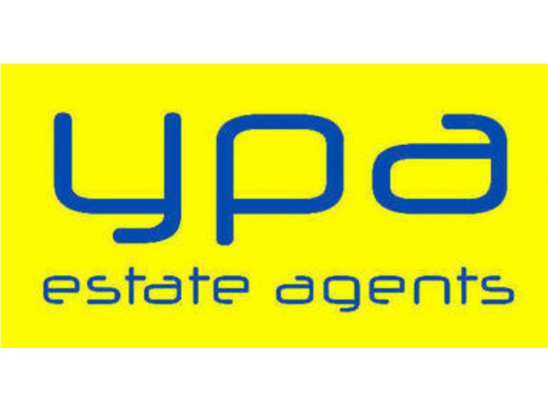 1/10  Mitta Mitta Way, Meadow Heights VIC 3048