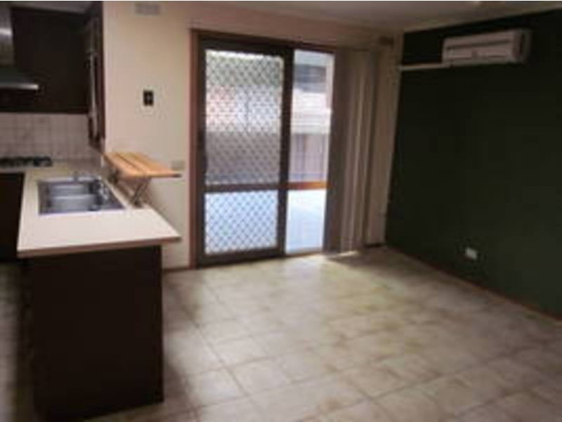 7 Magpie Court, Meadow Heights VIC 3048