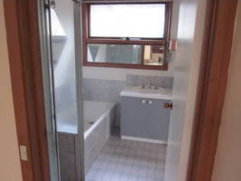 7 Magpie Court, Meadow Heights VIC 3048