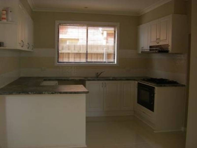 40 Paroo Avenue, Roxburgh Park VIC 3064