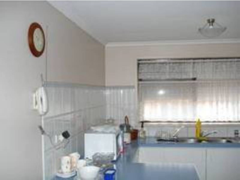 1/8 Karoonda Curt, Meadow Heights VIC 3048