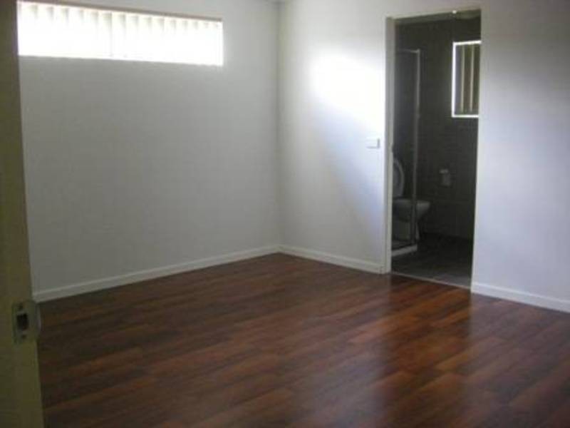 50 Coronet Avenue, Roxburgh Park VIC 3064