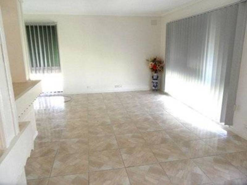 1 Telford Court, Meadow Heights VIC 3048