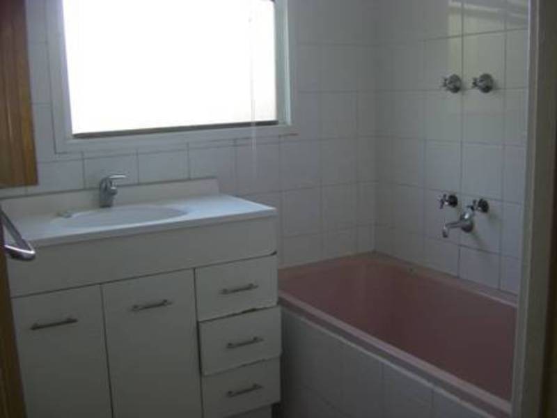 4 Gosford Crescent, Broadmeadows VIC 3047