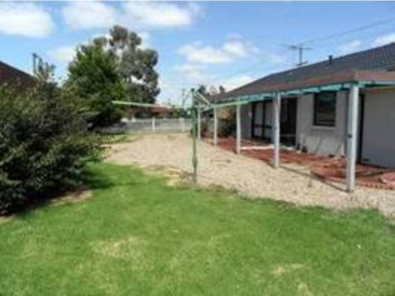 1 Telford Court, Meadow Heights VIC 3048