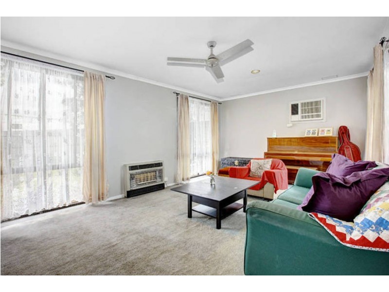 13 Ruby Court, Meadow Heights VIC 3048