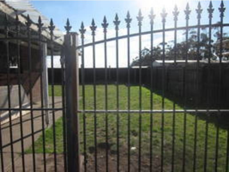 27 Wheatley Avenue, Roxburgh Park VIC 3064