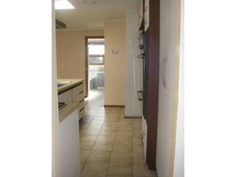 7 Magpie Court, Meadow Heights VIC 3048