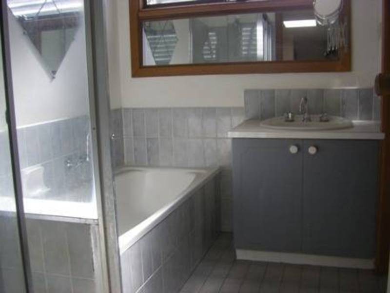 7 Magpie Court, Meadow Heights VIC 3048