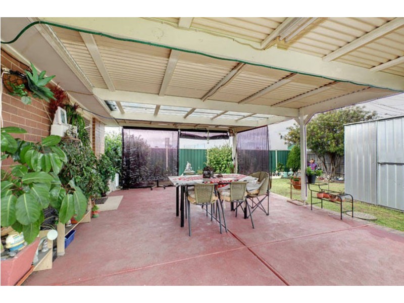 1 Bendoc Court, Meadow Heights VIC 3048