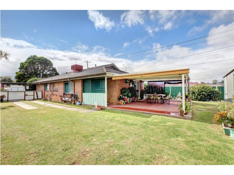 1 Bendoc Court, Meadow Heights VIC 3048