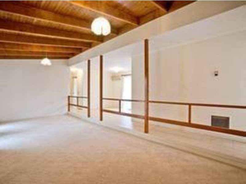 5 Mitta Mitta Way, Meadow Heights VIC 3048