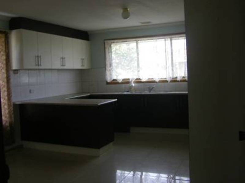 70 Longsford Crescent, Coolaroo VIC 3048