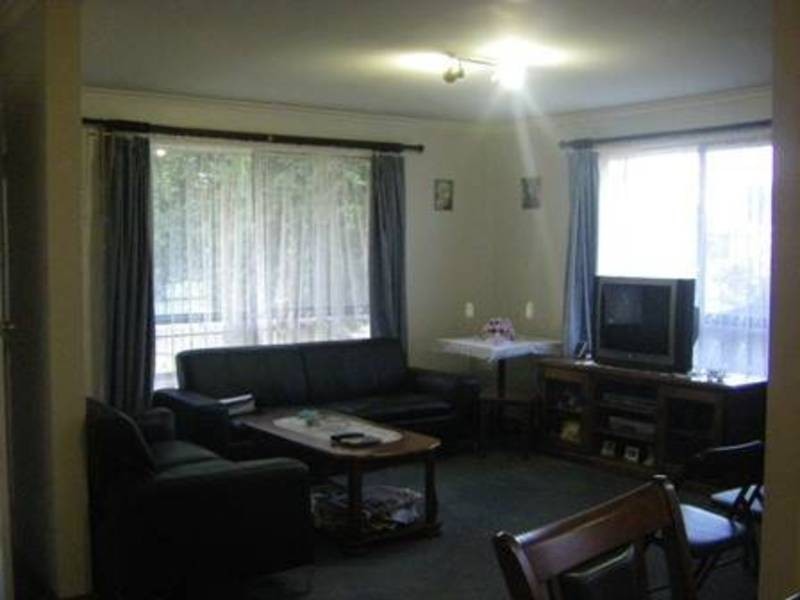 1/8 Yaralla Court, Meadow Heights VIC 3048