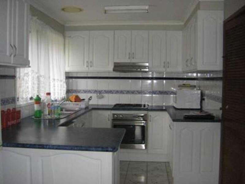 15 Haddon Circuit, Meadow Heights VIC 3048