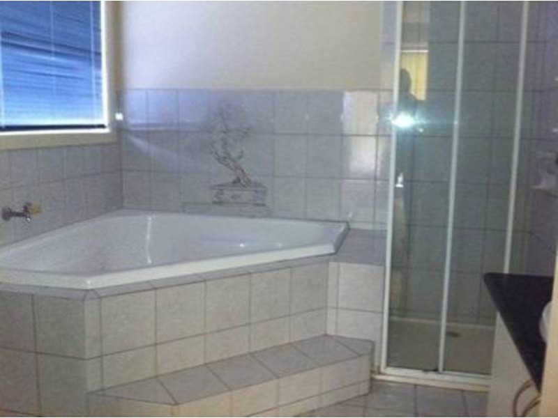 43 Redwood Close, Meadow Heights VIC 3048