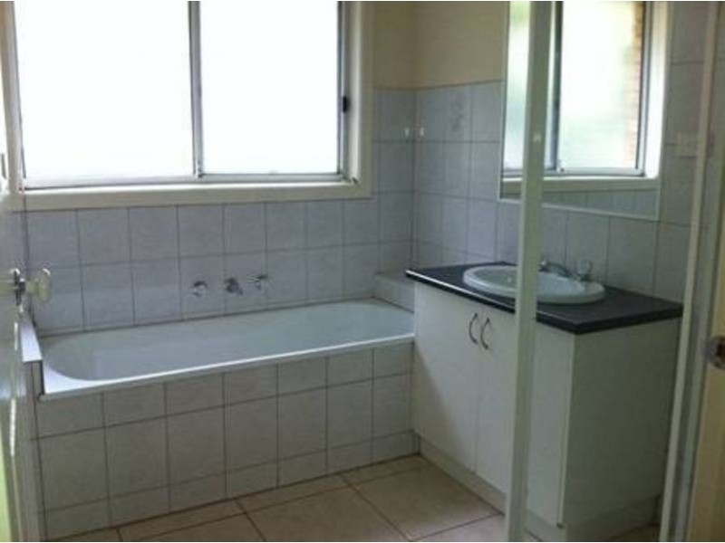 43 Redwood Close, Meadow Heights VIC 3048