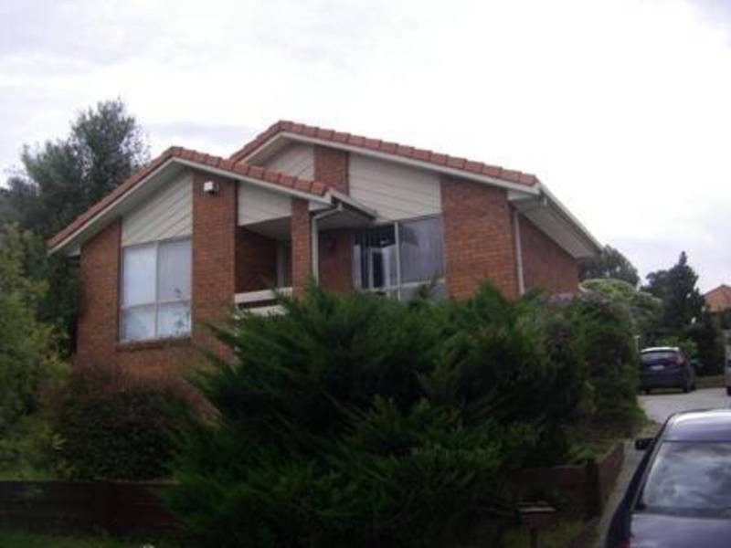 141 Lightwood Crescent, Meadow Heights VIC 3048