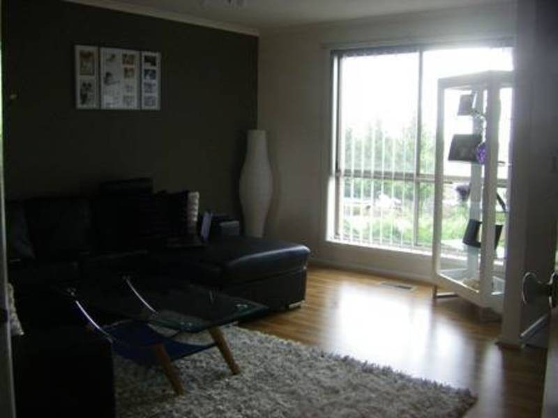 141 Lightwood Crescent, Meadow Heights VIC 3048