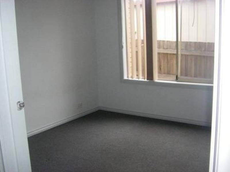 10 Woodworth Circuit, Roxburgh Park VIC 3064