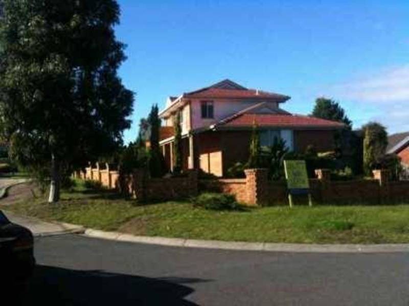 8 Buxton Court, Meadow Heights VIC 3048