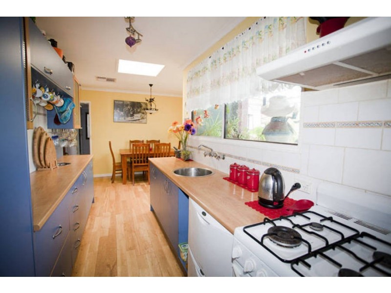 5 Kenley Court, Meadow Heights VIC 3048