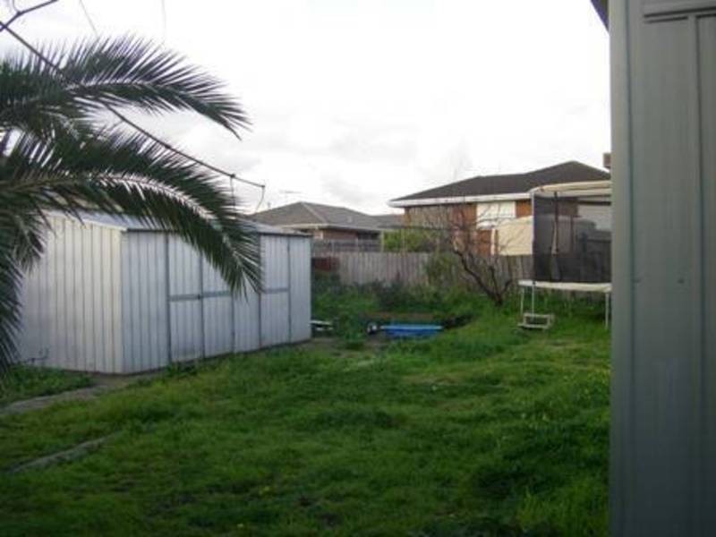 22 Amarina Close, Meadow Heights VIC 3048