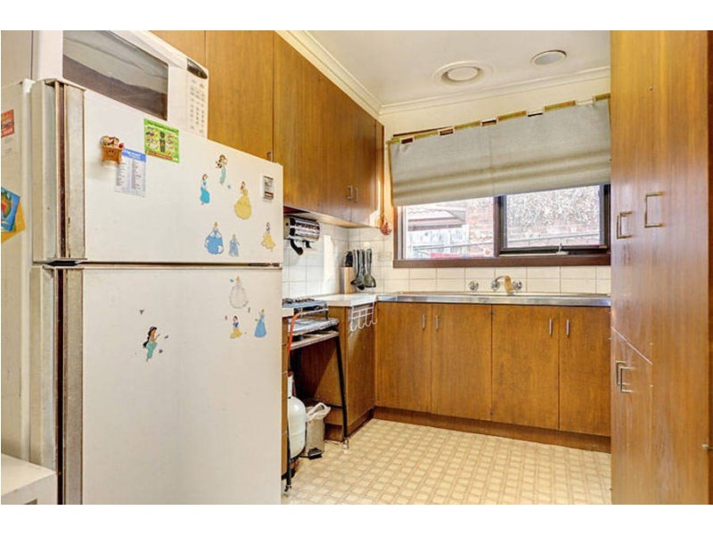 1/33 Clovelly Avenue, Glenroy VIC 3046