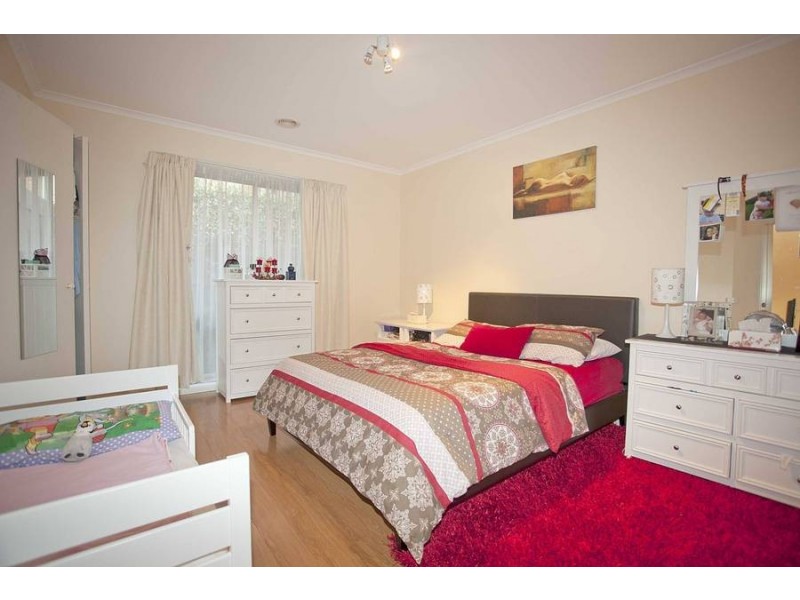 1/34 Papworth Place, Meadow Heights VIC 3048