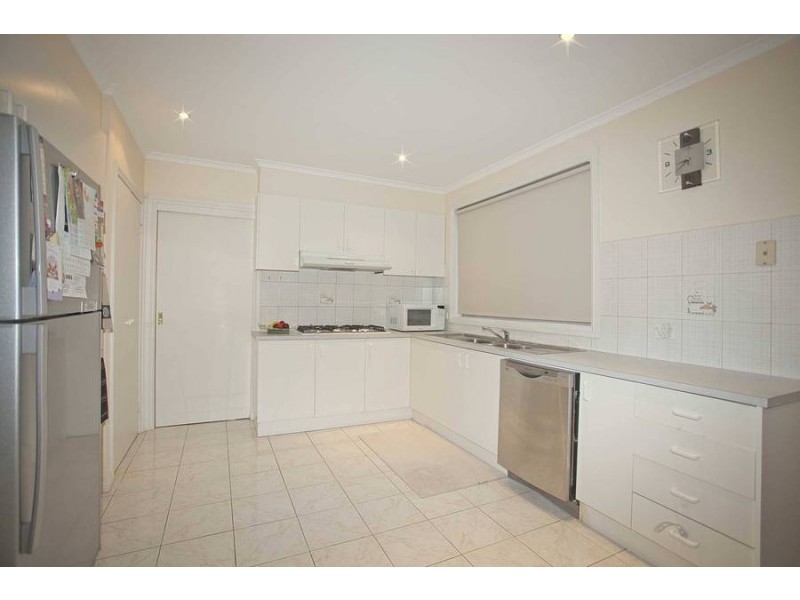 1/34 Papworth Place, Meadow Heights VIC 3048