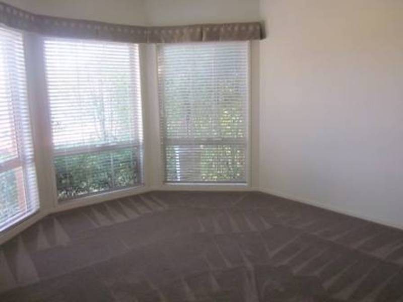 33 Princes Circuit, Craigieburn VIC 3064