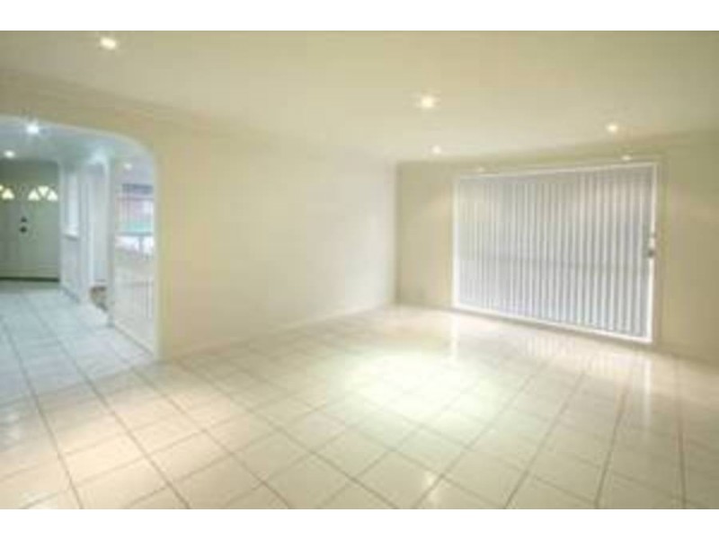 10 Elgata Close, Meadow Heights VIC 3048