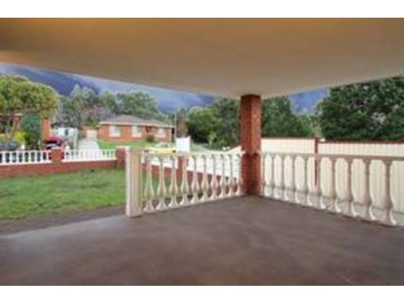 10 Elgata Close, Meadow Heights VIC 3048