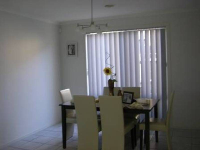 48 Rio Grande Drive, Roxburgh Park VIC 3064