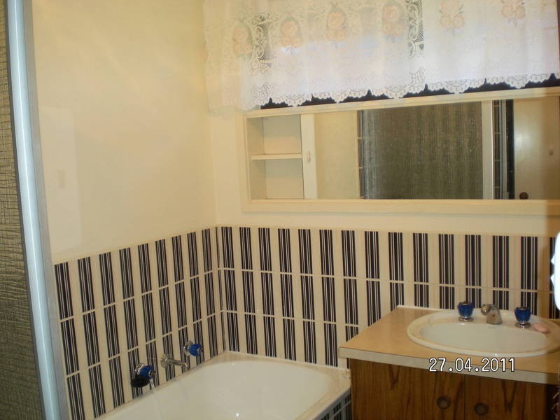 108 Rokewood Crescent, Meadow Heights VIC 3048