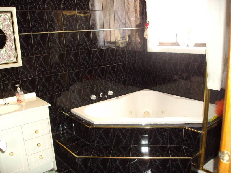 14 Dillwynia Place, Meadow Heights VIC 3048