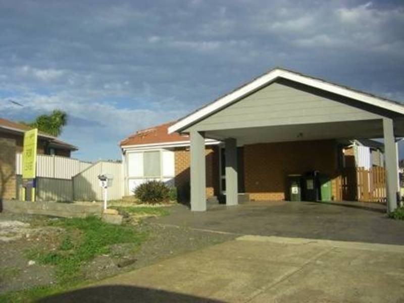 5 Bronco Court, Meadow Heights VIC 3048