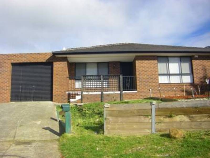 4 Hakea Place, Meadow Heights VIC 3048