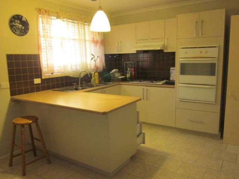 6/6 Shankland Boulevard, Meadow Heights VIC 3048