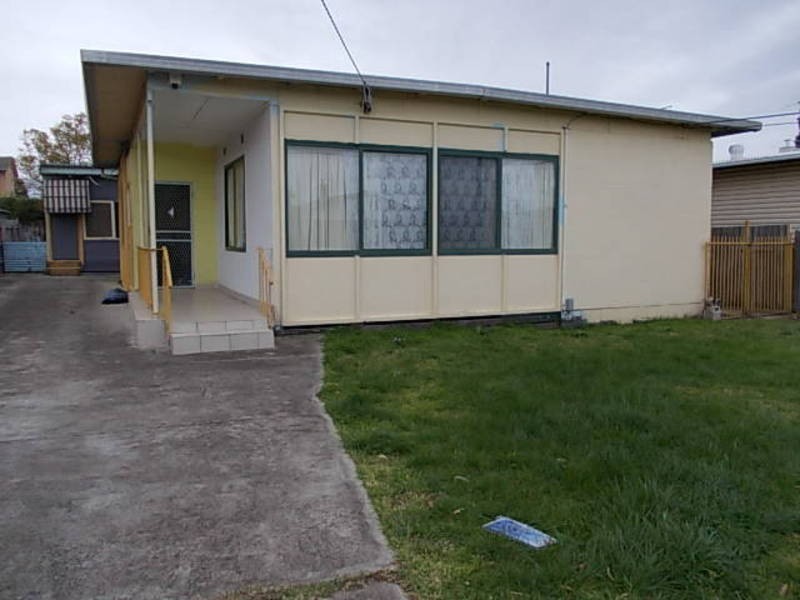 12 Gosford Crescent, Broadmeadows VIC 3047