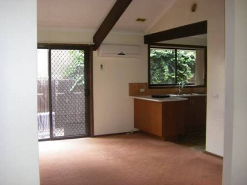 12 Glencairn Crescent, Broadmeadows VIC 3047