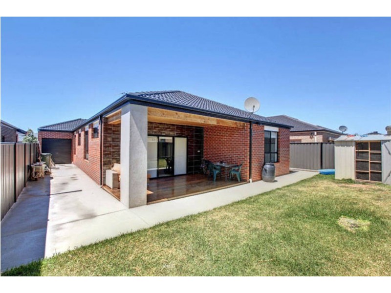 4 Somersby Road, Craigieburn VIC 3064