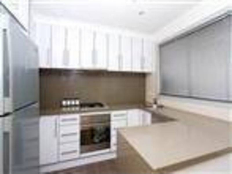 2/28 Mitchell Crescent, Meadow Heights VIC 3048