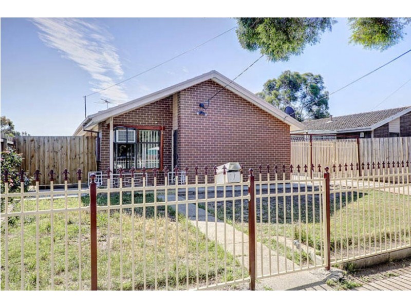 19 Moyston Court, Meadow Heights VIC 3048