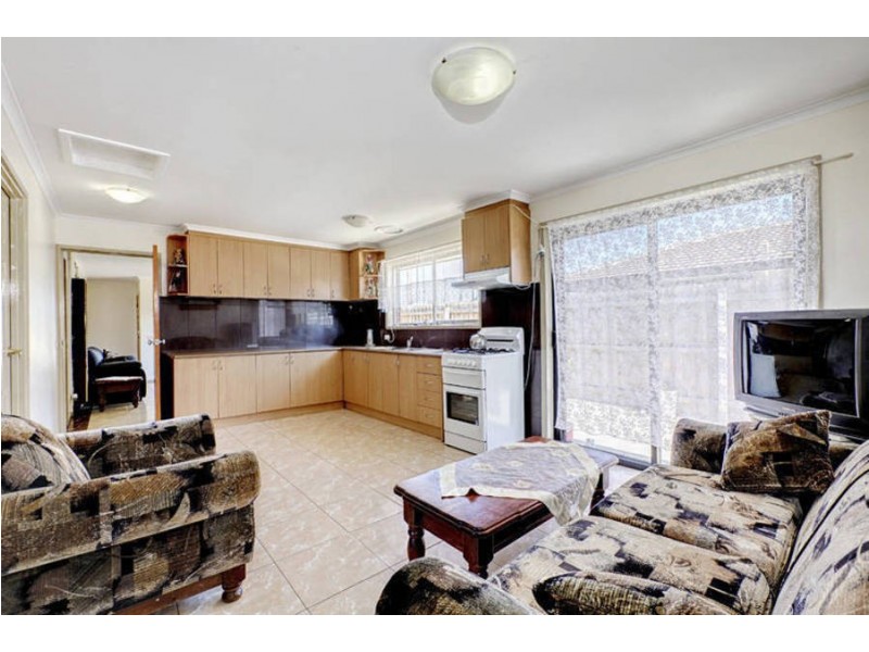 19 Moyston Court, Meadow Heights VIC 3048