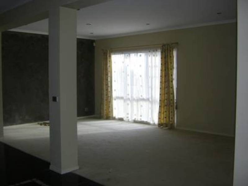 5 Gates Court, Roxburgh Park VIC 3064