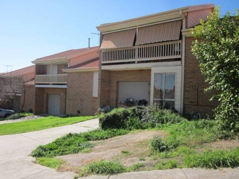 6/6 Shankland Boulevard, Meadow Heights VIC 3048