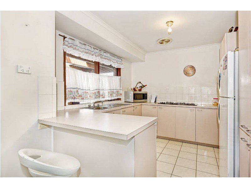 14 Coorong Court, Meadow Heights VIC 3048