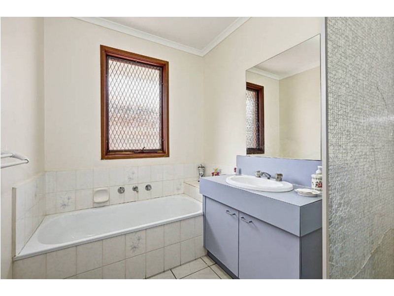 14 Coorong Court, Meadow Heights VIC 3048