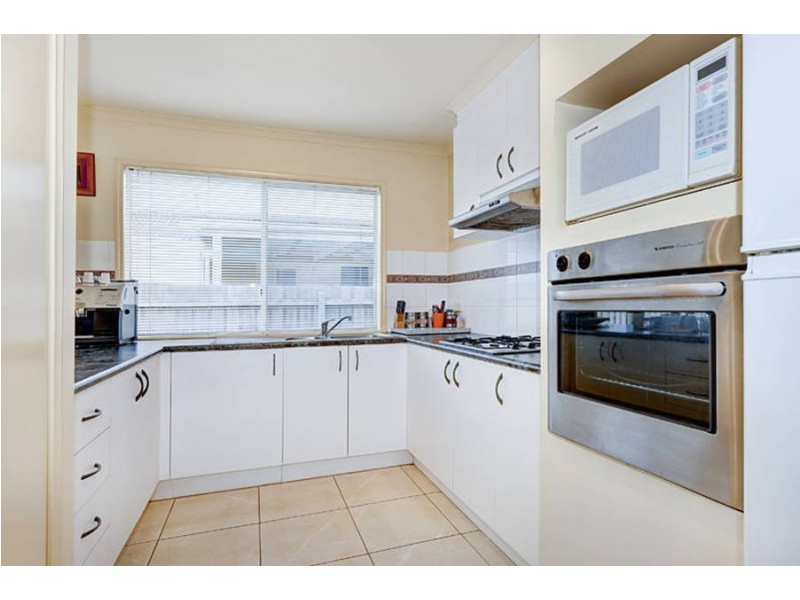 12 Volantis Crescent, Roxburgh Park VIC 3064